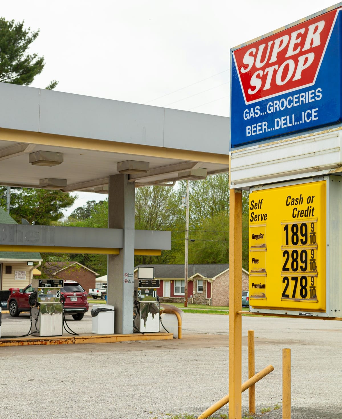 The Art of Gas Price Management: A Store Owner's Guide